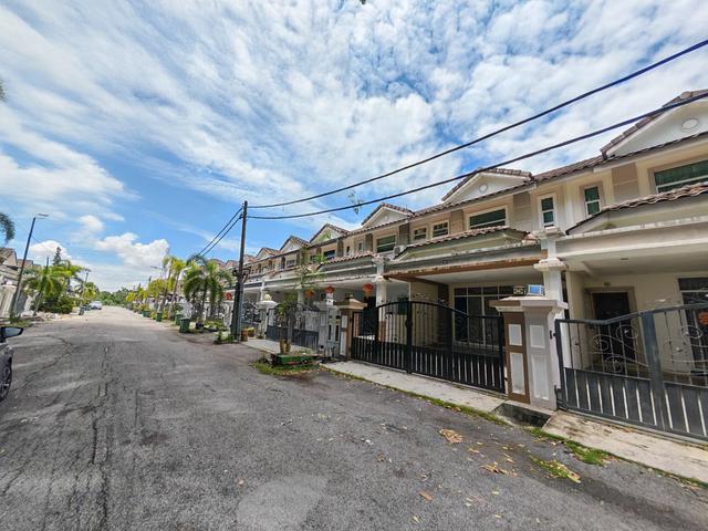 Double Storey Terrace at Desa Seraya Fasa 7