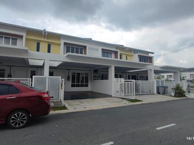 Double Storey Terrace at Laman Sendayan Phase 3