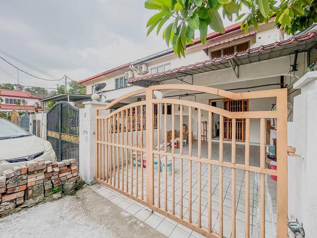 Double Storey Terrace Bandar Baru Sri Petaling
