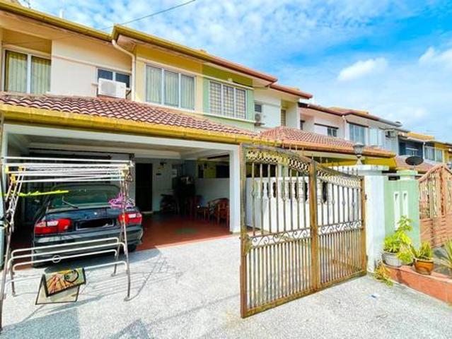 Double Storey Terrace Bandar Putra Permai Seri Kembangan