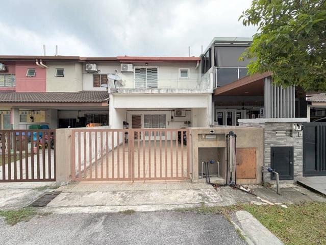 Double Storey Terrace Desiran Bayu Puchong
