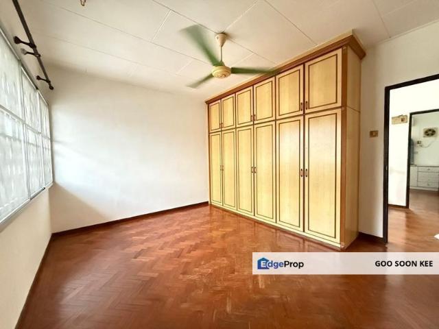 Double Storey Terrace End lot at Taman Pelangi for Sales