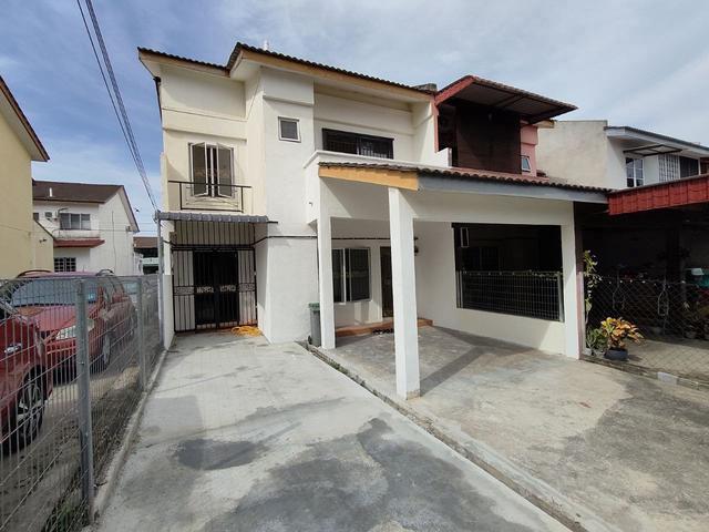Double Storey Terrace ENDLOT Taman Pinggiran Senawang Seremban
