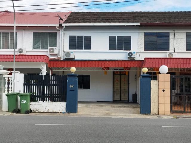 DOUBLE STOREY TERRACE FOR SALE At POH KWONG PARK SUNGAI MAONG KUCHING