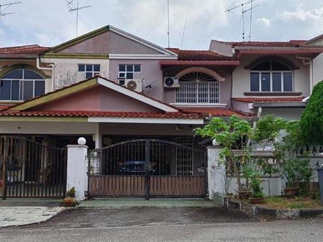 Double Storey Terrace for sale at Taman Sri Kluang