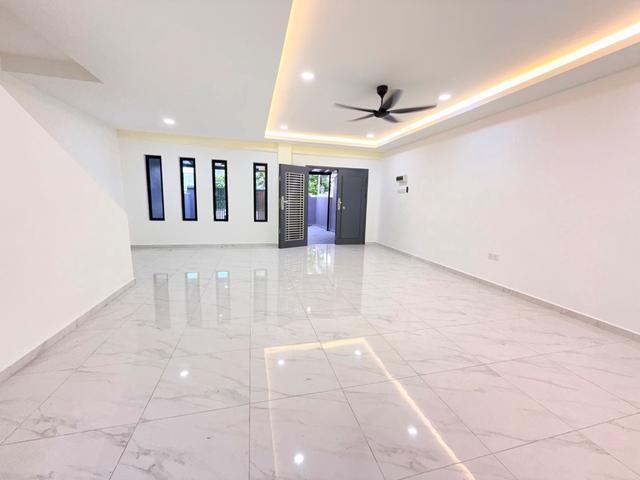 Double Storey Terrace Fully Renovated Taman Sri Skudai Full Loan