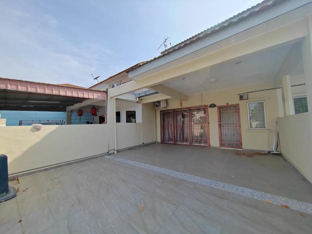 Double storey Terrace house