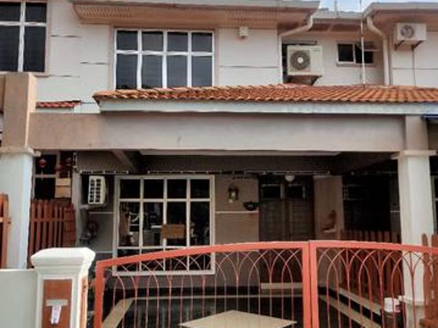 Double Storey Terrace House 20X70 INTERMEDIATE FOR SALES