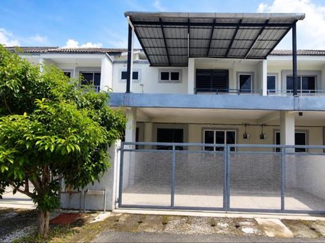 Renovated DoubleStorey Intermediate Terrace House for Sale