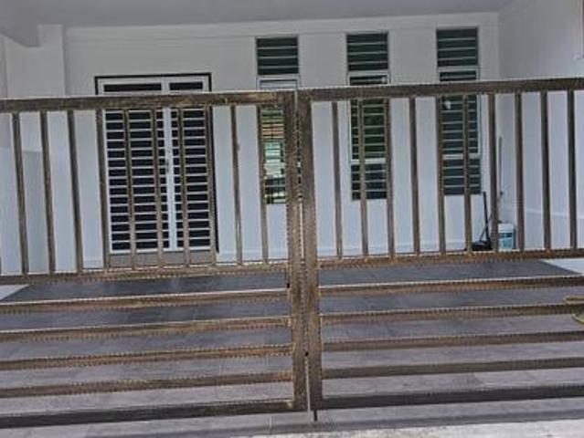 Double Storey Terrace House at Bangi Avenue 1 Facing Open for Rent