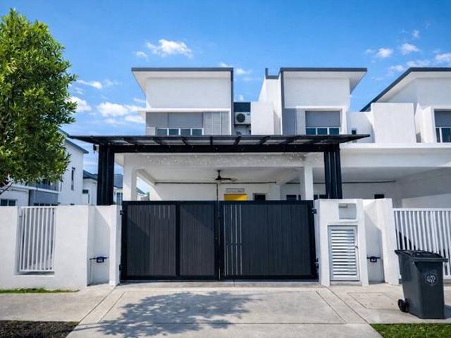 Double Storey Terrace House Bayu Sutera Bandar Sri Sendayan