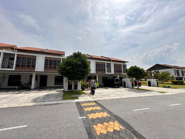 Double Storey Terrace House Belladonna Setia Warisan Tropika Sepang