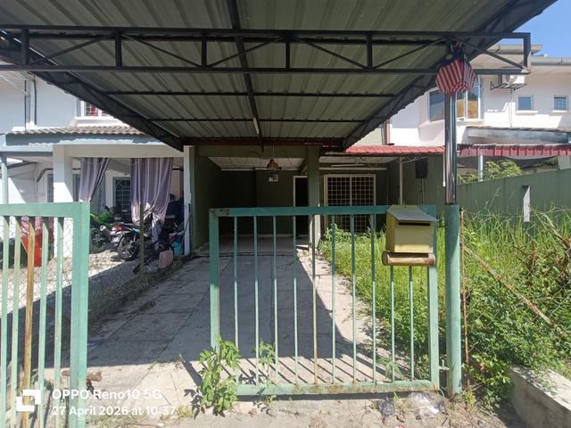 Double Storey Terrace House Bukit Sentosa