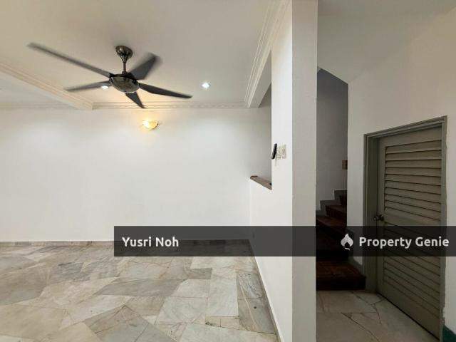 DOUBLE STOREY TERRACE HOUSE GATED & GUARDED TAMAN BUKIT SETIAWANGSA KUALA LUMPUR