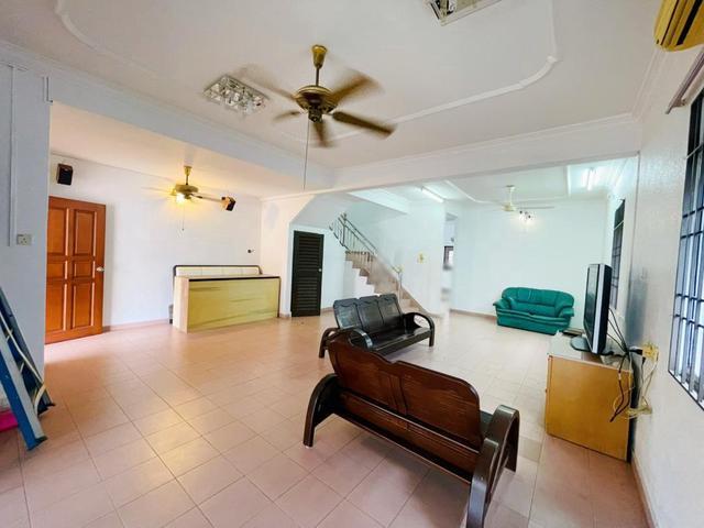 Double Storey Terrace House End Lot Taman Flora Batu Pahat