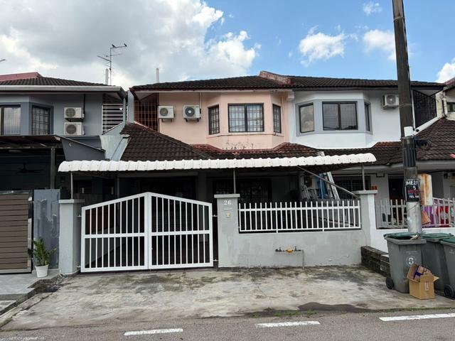 Double Storey Terrace House for Rent Taman Mount Austin