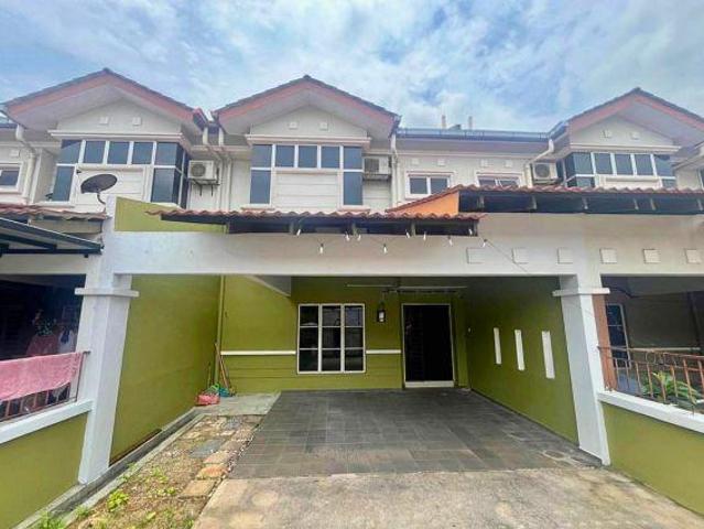 DOUBLE STOREY TERRACE HOUSE FOR RENT Taman Sutera Kajang
