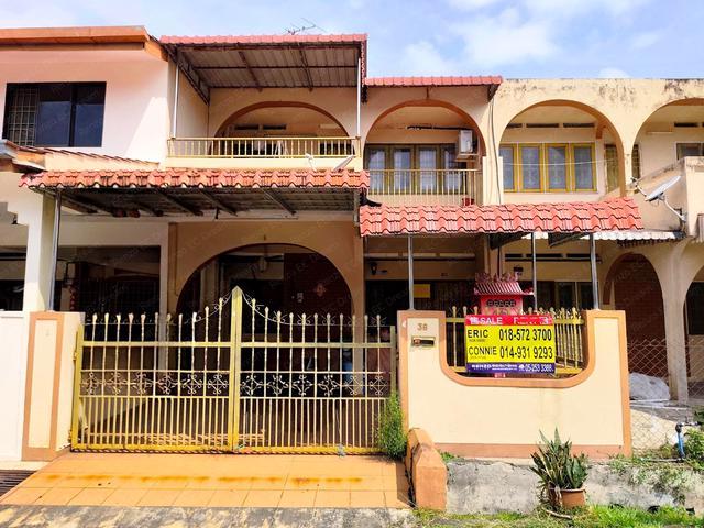 Double storey terrace house for Sale in Selasar RakamTaman Ipoh Jaya