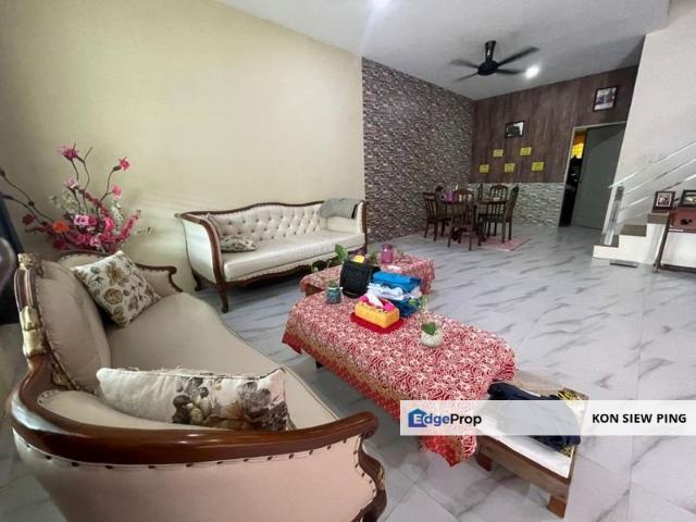 Double Storey Terrace House For Sale! Located at Malihah Jaya Matang