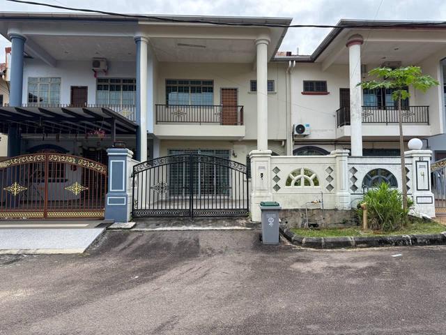 DOUBLE STOREY TERRACE HOUSE FOR SALE TAMAN PERWIRA JAYA Kluang