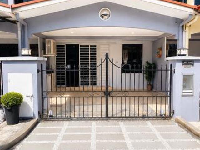 Double Storey Terrace House Intermediate Security Guard