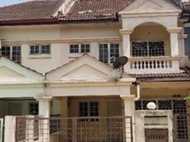 Double Storey Terrace House in Bandar Bukit Puchong Facing Playground