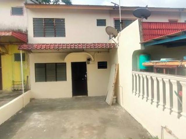 DOUBLE STOREY TERRACE HOUSE LOW COST Tmn Air Biru Pasir Gudang Johor