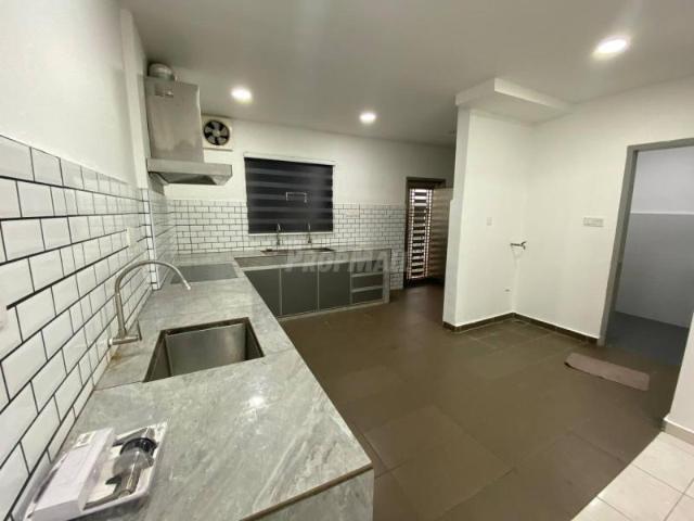 Double Storey Terrace House Laman Haris KITCHEN CABINET WITH HOOD