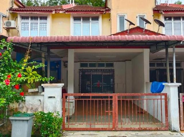 Double Storey Terrace House Meranti 2 Bandar Springhill Port Dickso