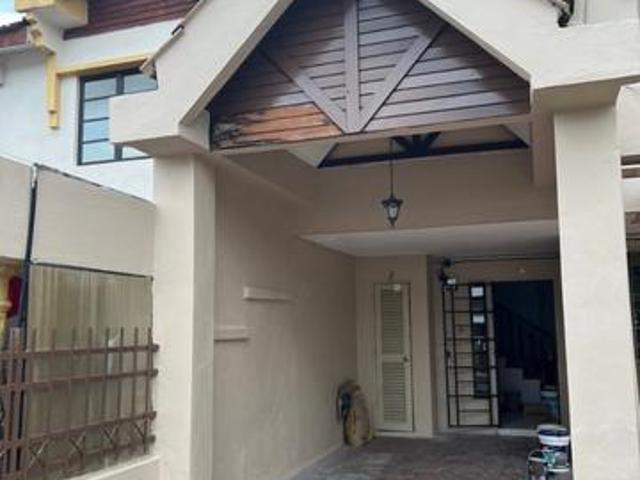 Double storey terrace house SD 7 bandar sri damansara kepong