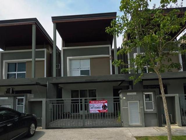 Double Storey Terrace House Serene Heights
