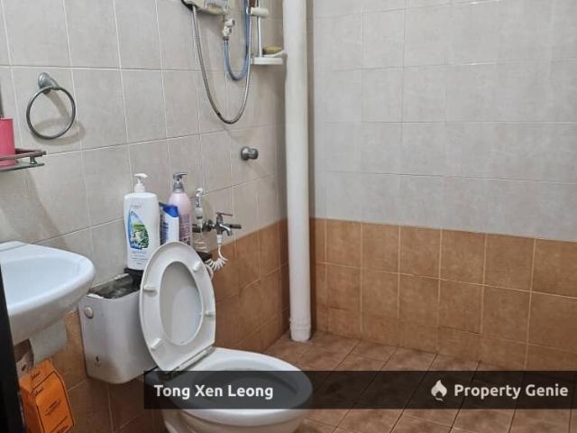 Double Storey Terrace House | Taman Cheng Bestari | Freehold