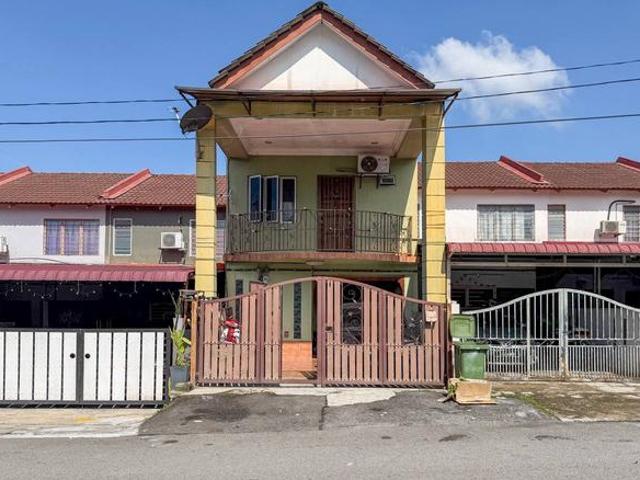 Double Storey Terrace House Taman Kantan Permai Kajang