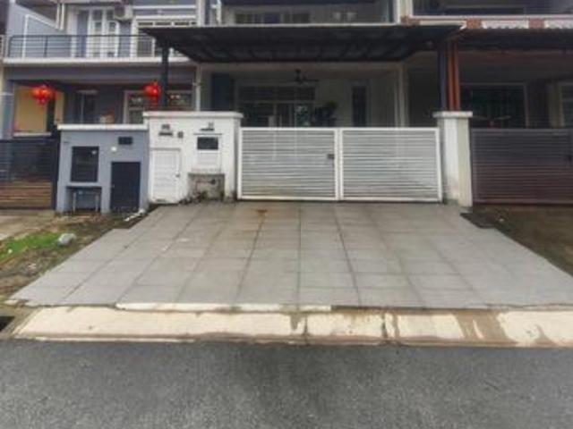 Double Storey Terrace House Taman Saujana Ampang