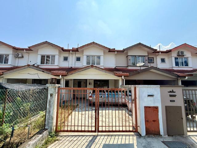 Double Storey Terrace House Taman Semenyih Permata Semenyih for sale