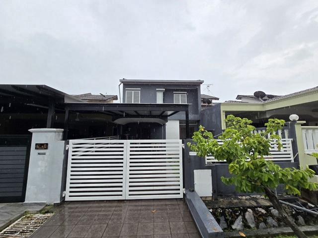 Double Storey Terrace House Taman Seri Andalas Bukit Tinggi Klang