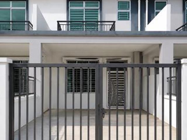 Double Storey Terrace House Taman Pulai Mutiara Scientex