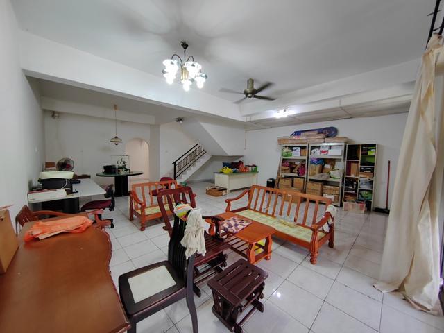 Double Storey Terrace House Taman Pulai Utama Skudai JB