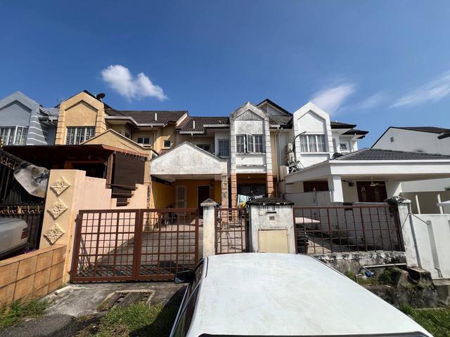 Double Storey Terrace House Taman Tadisma Seksyen 13 Shah Alam