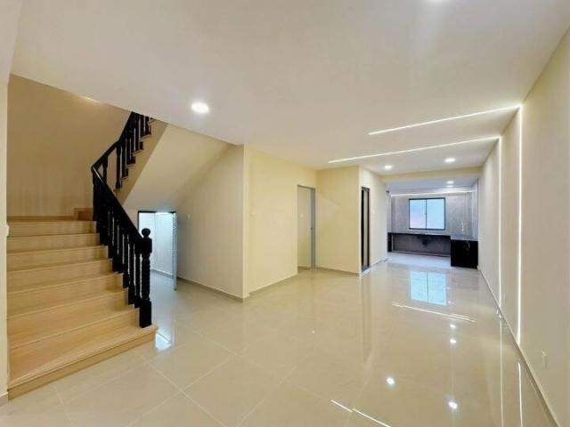 Double Storey Terrace House Unblock View Fully Renovated 4R3B Taman Skudai Baru Skudai RM638K