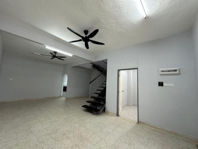 Double Storey Terrace Harta Permata Bukit Baru