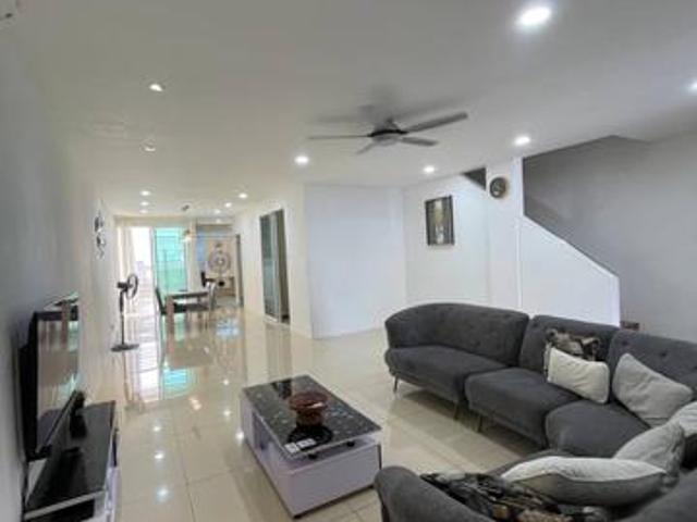 DOUBLE STOREY TERRACE INTERMEDIATE FOR SALE at KOTA SENTOSA