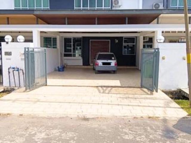 Double Storey Terrace Intermediate Senadin for Rent