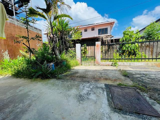 Double Storey Terrace Intermediate Sherip Masahor Kuching