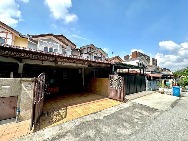 Freehold Corner Lot SemiD Cluster at Bandar Seri Putra Bangi Kajang