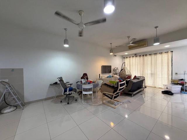 Double Storey Terrace in Elmina Green 1 Furnished for Sale