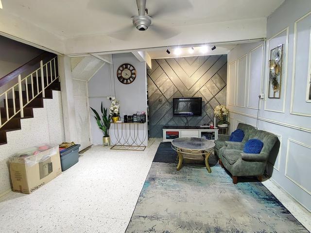 Double Storey Terrace Jalan Anggerik Bukit Sentosa Rawang For Sale
