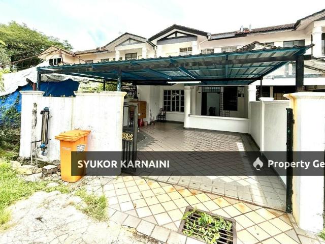 Double Storey Terrace Jalan Daisi, Bukit Sentosa, Rawang