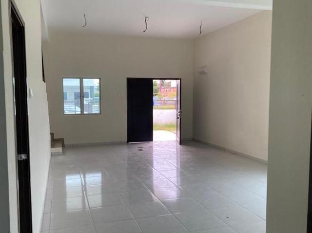 Double Storey Terrace Jalan Kebun Shah Alam for Rent