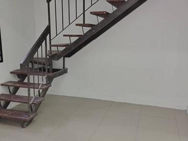 Double Storey Terrace Jalan Kemboja Bukit Sentosa Rawang